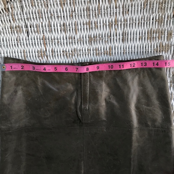 🔥RARE VINTAGE 💯Leather Raw-Edge Skirt - Picture 4 of 6